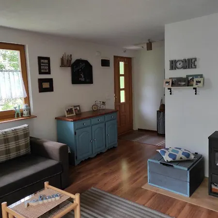 Montenegrinabih, Petrovici, Istocno Vikendica *