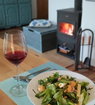 Montenegrinabih, Petrovici, Istocno Sarajevo